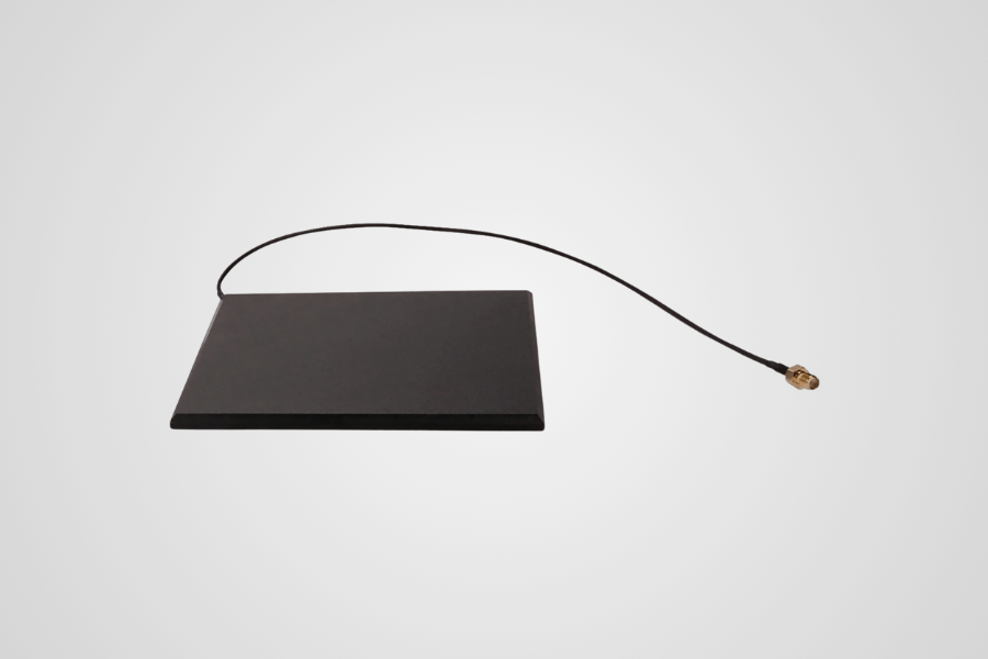 FA1515e UHF RFID-antenn 868 MHz SMA-pistikuga